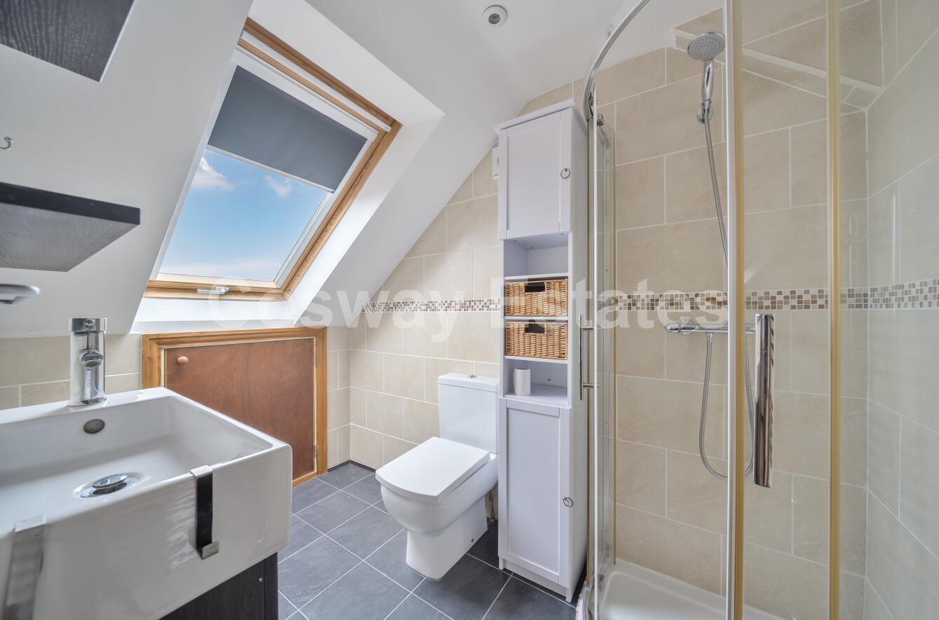 Stoneyfields Gardens, Edgware, HA8, Edgware
